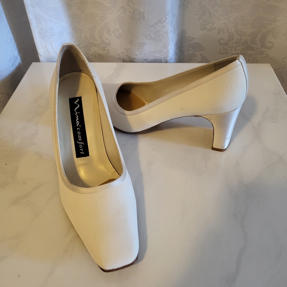 Nina Comfort Women Heels Shoes, Size 6.5M, White, Lagenlook, Classic